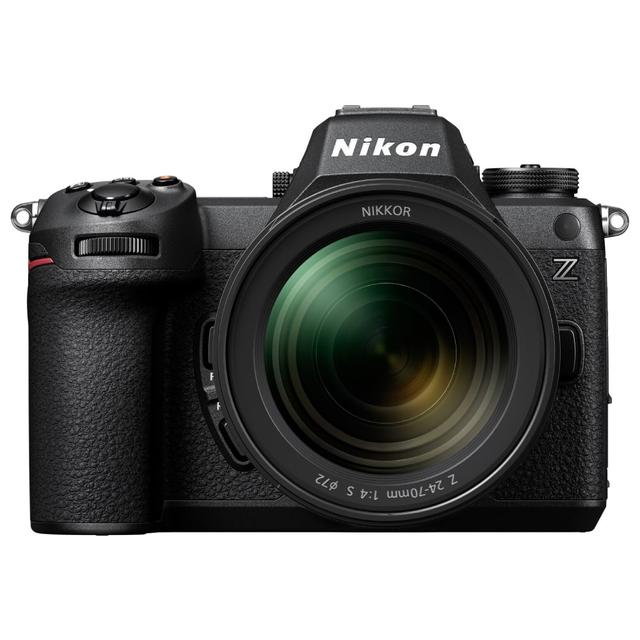 NIKON Z6 III Mirrorless + 24 - 70 mm f/4 S Digitalni fotoaparat